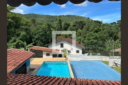 Casa à venda com 3 quartos, 320m² em Muriqui, Niterói