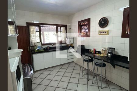 Casa à venda com 3 quartos, 320m² em Muriqui, Niterói