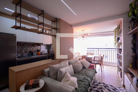 Sala de apartamento à venda com 3 quartos, 74m² em Vila Nair, São Paulo