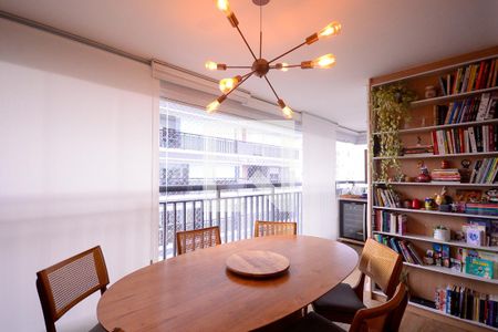  Varanda de apartamento à venda com 3 quartos, 74m² em Vila Nair, São Paulo