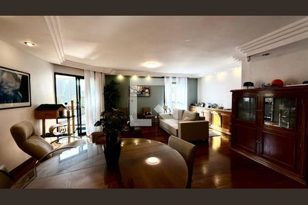 Apartamento à venda com 4 quartos, 146m² em Vila Olímpia, São Paulo