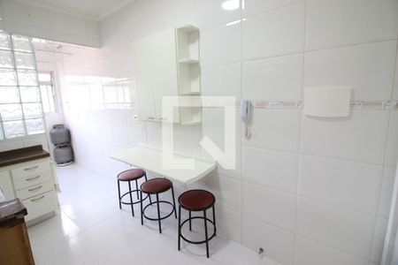 Cozinha de apartamento para alugar com 2 quartos, 56m² em Vila Osasco, Osasco