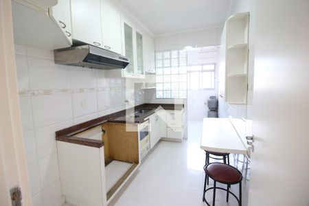 Cozinha de apartamento para alugar com 2 quartos, 56m² em Vila Osasco, Osasco