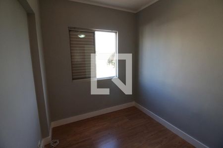 Quarto 2 de apartamento para alugar com 2 quartos, 56m² em Vila Osasco, Osasco