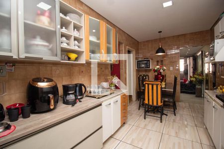 Cozinha de casa à venda com 3 quartos, 280m² em Vila Marina, São Paulo