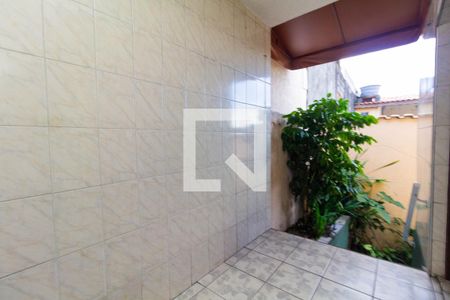 Área de Serviço de casa para alugar com 2 quartos, 90m² em Vila Silvia, São Paulo