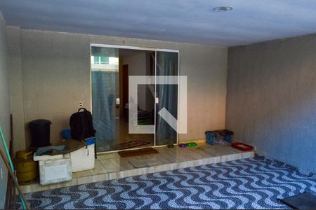 Garagem de casa de condomínio à venda com 3 quartos, 80m² em Taquara, Rio de Janeiro