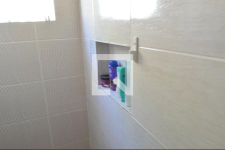 Banheiro de casa de condomínio à venda com 3 quartos, 80m² em Taquara, Rio de Janeiro