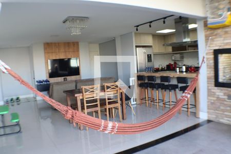 Sala de apartamento à venda com 3 quartos, 119m² em Jardim Tupanci, Barueri