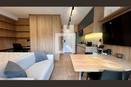 Sala de kitnet/studio para alugar com 1 quarto, 30m² em Pinheiros, São Paulo