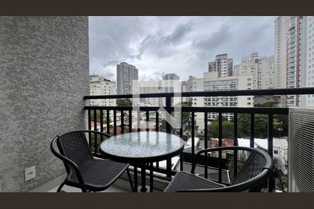 Sacada de kitnet/studio para alugar com 1 quarto, 30m² em Pinheiros, São Paulo