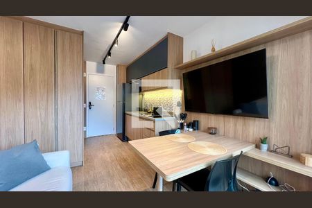 Sala de kitnet/studio para alugar com 1 quarto, 30m² em Pinheiros, São Paulo