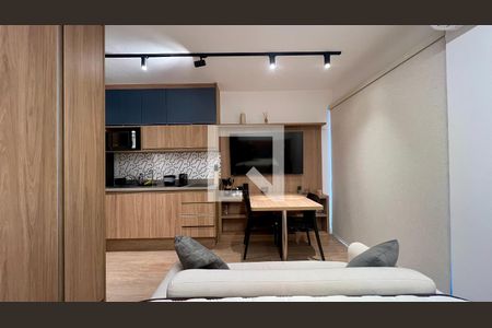 Sala de kitnet/studio para alugar com 1 quarto, 30m² em Pinheiros, São Paulo