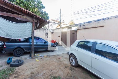 Garagem de casa à venda com 2 quartos, 330m² em Nova Floresta, Belo Horizonte