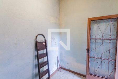 Quarto de Serviço de casa à venda com 2 quartos, 330m² em Nova Floresta, Belo Horizonte