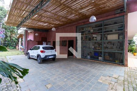 Garagem de casa para alugar com 3 quartos, 700m² em Jardim Ipes, Cotia