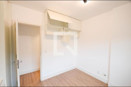 Quarto 1 de apartamento à venda com 3 quartos, 82m² em Tijuca, Rio de Janeiro