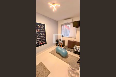 Quarto de Serviço de casa à venda com 4 quartos, 339m² em Mangabeiras, Belo Horizonte