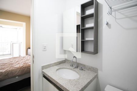 Banheiro Social de kitnet/studio para alugar com 1 quarto, 37m² em Indianópolis, São Paulo