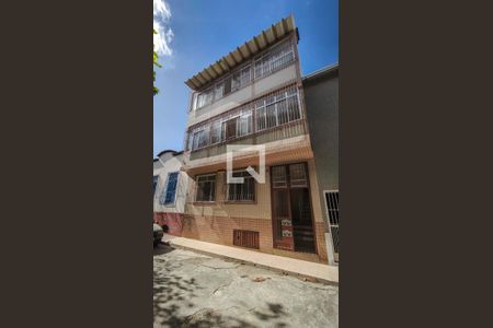 Fachada de casa à venda com 6 quartos, 400m² em Maracanã, Rio de Janeiro