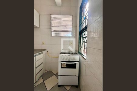 Cozinha de apartamento para alugar com 1 quarto, 14m² em Cidade Universitária, Campinas