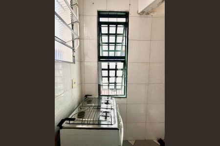 Cozinha de apartamento para alugar com 1 quarto, 14m² em Cidade Universitária, Campinas