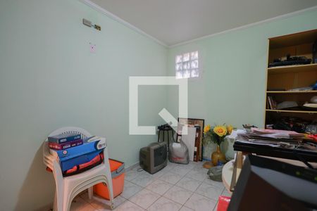 Edícula - Quarto de casa à venda com 4 quartos, 264m² em Vila Roque, São Paulo