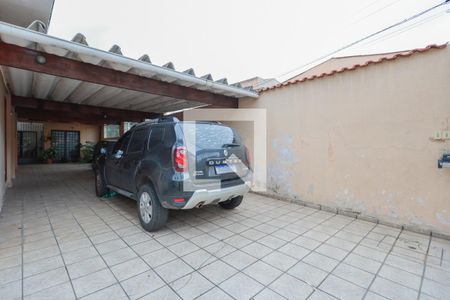 Garagem de casa à venda com 4 quartos, 264m² em Vila Roque, São Paulo