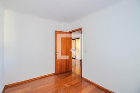 Quarto de apartamento à venda com 2 quartos, 71m² em Jardim Floresta, Porto Alegre