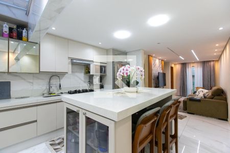 Cozinha de casa de condomínio à venda com 2 quartos, 90m² em Vila Carmosina, São Paulo