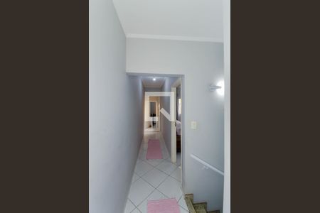 Corredor de casa à venda com 3 quartos, 134m² em Vila Milton, Guarulhos
