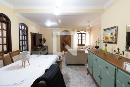 Sala de casa de condomínio à venda com 3 quartos, 90m² em Jardim Ester Yolanda, São Paulo