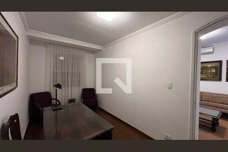 Escritório de casa para alugar com 3 quartos, 300m² em Jardim Europa, São Paulo