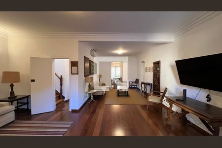 Sala de casa à venda com 3 quartos, 300m² em Jardim Europa, São Paulo