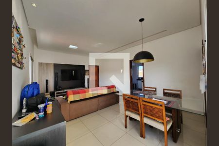 Sala de apartamento à venda com 3 quartos, 92m² em Alto Caiçaras, Belo Horizonte