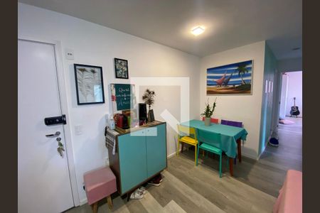 Sala de apartamento à venda com 2 quartos, 66m² em Santo Amaro, São Paulo