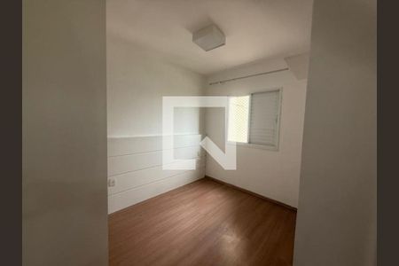 Foto 02 de apartamento à venda com 2 quartos, 75m² em Jardim Tupanci, Barueri