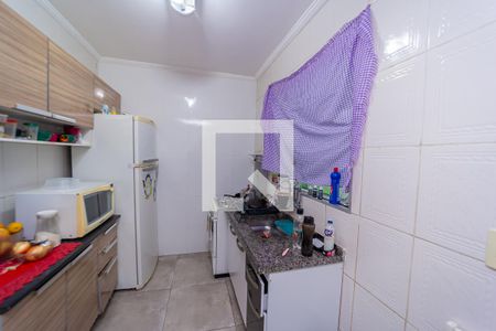 Cozinha de casa de condomínio à venda com 2 quartos, 72m² em Burgo Paulista, São Paulo