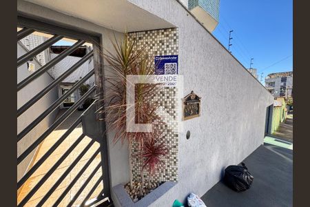 Fachada + Placa de apartamento à venda com 3 quartos, 85m² em Santa Cruz Industrial, Contagem