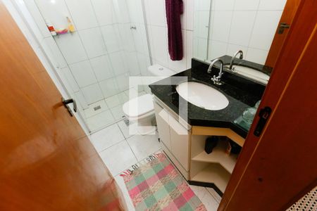 Banheiro Social de apartamento à venda com 3 quartos, 85m² em Santa Cruz Industrial, Contagem