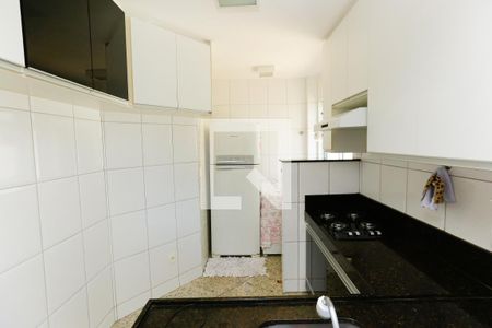 Cozinha de apartamento à venda com 3 quartos, 85m² em Santa Cruz Industrial, Contagem
