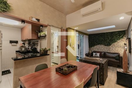 Sala de Jantar de apartamento à venda com 1 quarto, 48m² em Leblon, Rio de Janeiro
