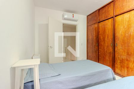 Quarto 1 de casa à venda com 4 quartos, 140m² em Chácara Santo Antônio (zona Sul), São Paulo