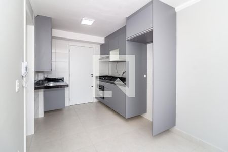 Sala de apartamento para alugar com 1 quarto, 28m² em Parque Industrial Tomas Edson, São Paulo