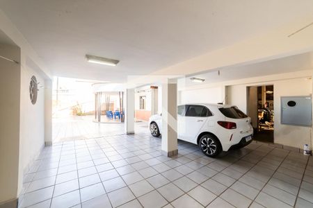 Garagem de casa para alugar com 5 quartos, 732m² em Cachoeirinha, Belo Horizonte