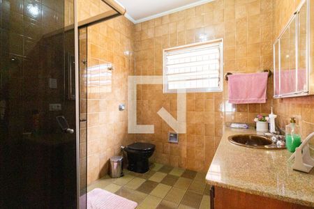 Banheiro 2 de casa para alugar com 3 quartos, 500m² em Km 18, Osasco
