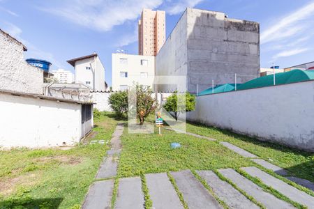 Quintal de casa para alugar com 3 quartos, 500m² em Km 18, Osasco