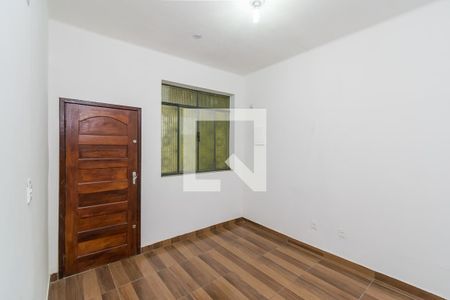 Sala de casa para alugar com 2 quartos, 120m² em Irajá, Rio de Janeiro