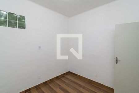 Quarto 1 de casa para alugar com 2 quartos, 120m² em Irajá, Rio de Janeiro