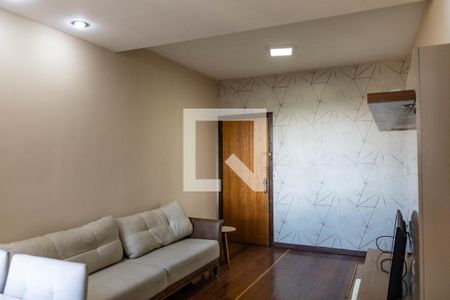 Sala de apartamento para alugar com 2 quartos, 68m² em Carlos Prates, Belo Horizonte
